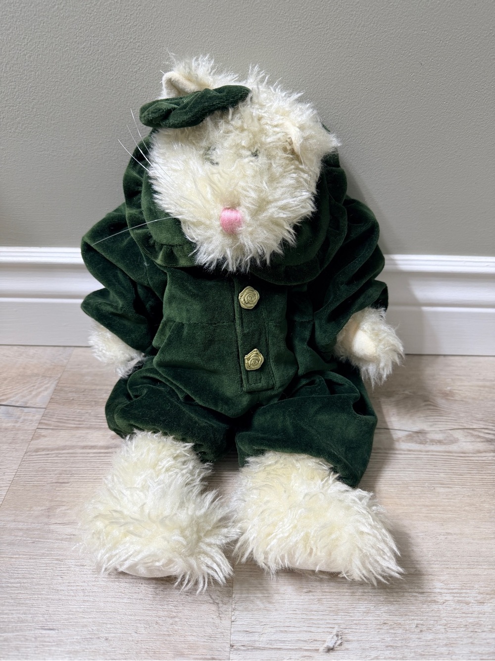 Vintage Boyds Bears Cleo P. Pussytoes Cat Plush Green Velvet J.B. Bean 16”